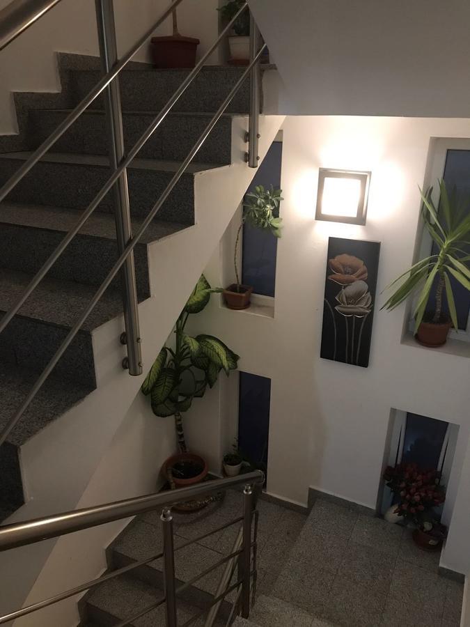 Отель Casa Ghetu Fundeni Бухарест Экстерьер фото